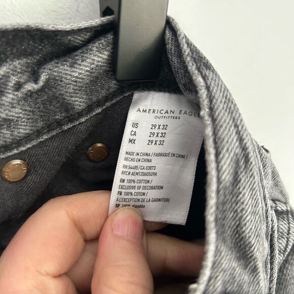 American Eagle Distressed Skater Jeans Black Size 29x32 - Picture 8 of 8